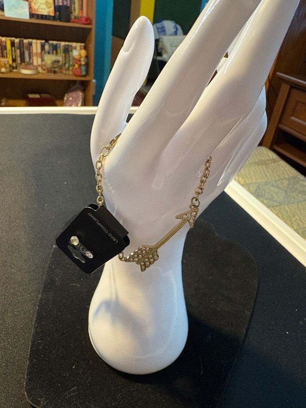 Gold Arrow Charm Bracelet - 3D Arrow Design